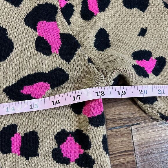 Charlotte Russe Cheetah Leopard Print Cardigan Sweater Button Up Sz M Tan Pink - Picture 6 of 9